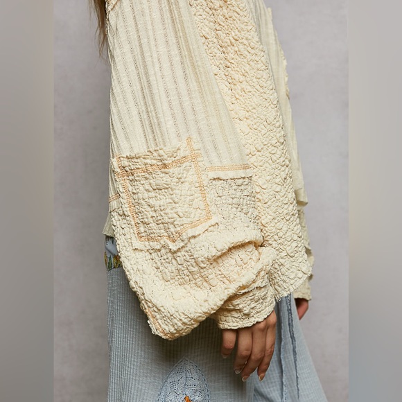 ♥️Hello Gorgeous! POL V-Neck Long Sleeve Top with Stitch Detail- Natural - Picture 7 of 9